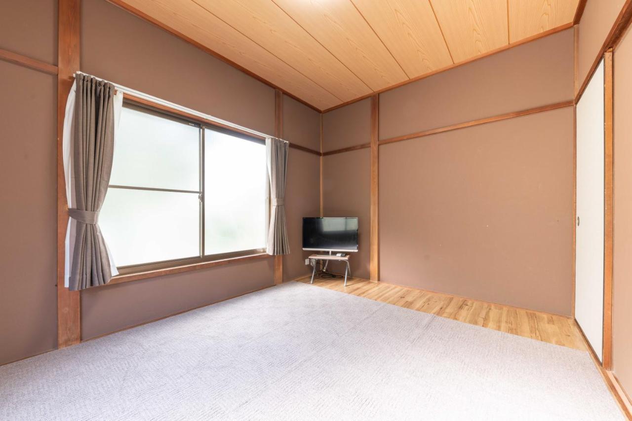 箱根湯本 川風荘 - Hakone Yumoto Kawakazesou Apartment Bagian luar foto